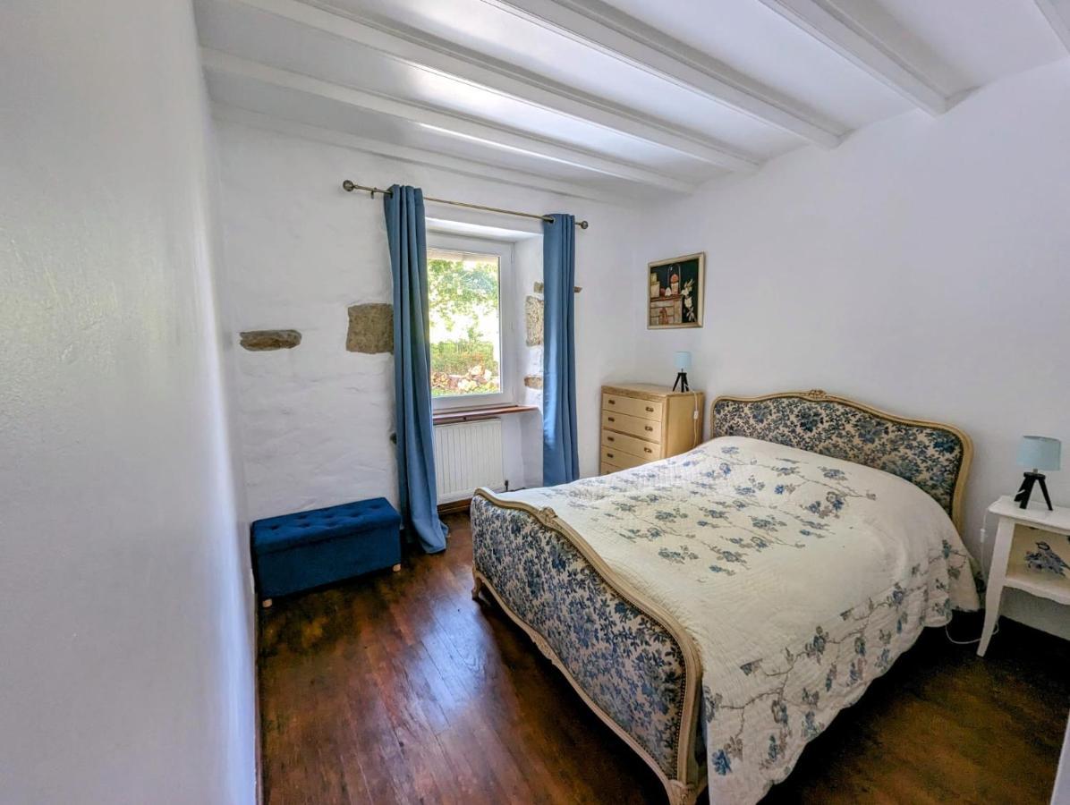 Les Gites De La Cabache Montaigu-les-Bois Ngoại thất bức ảnh